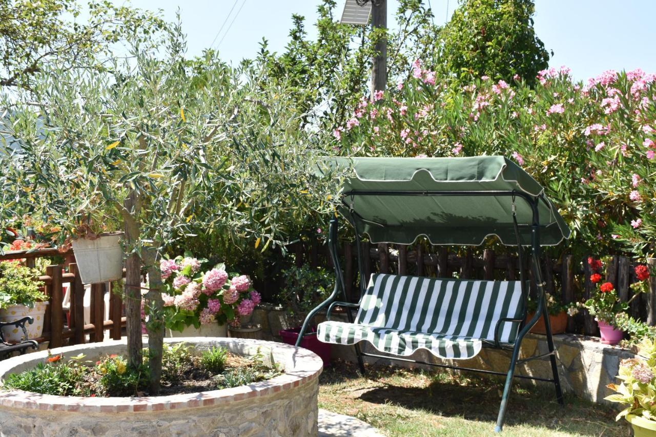 B&B Nel Verde Montesano sulla Marcellana Zewnętrze zdjęcie